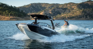 2019 CENTURION FI25 STRETCHES TOW BOATS TO LIMO PROPORTIONS WITH PERFORMANCE AND STYLE