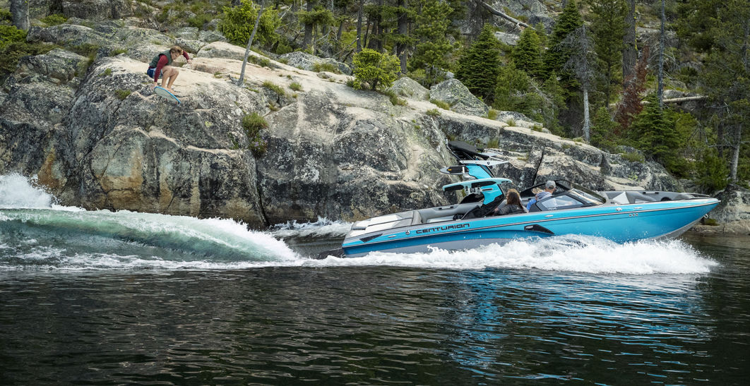 THE YEAR THE Vi SERIES BROUGHT THE SEASONED BOATER BACK TO MARKET