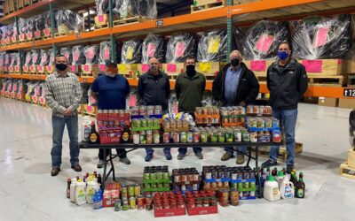 PLEASURECRAFT DONATES FOOD AND HOUSEHOLD ITEMS TO LOCAL FAMILIES IN NEED