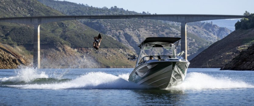 2022 Centurion Ri230 named Official Towboat of the 2022 IWWF World Wakeboard Championships